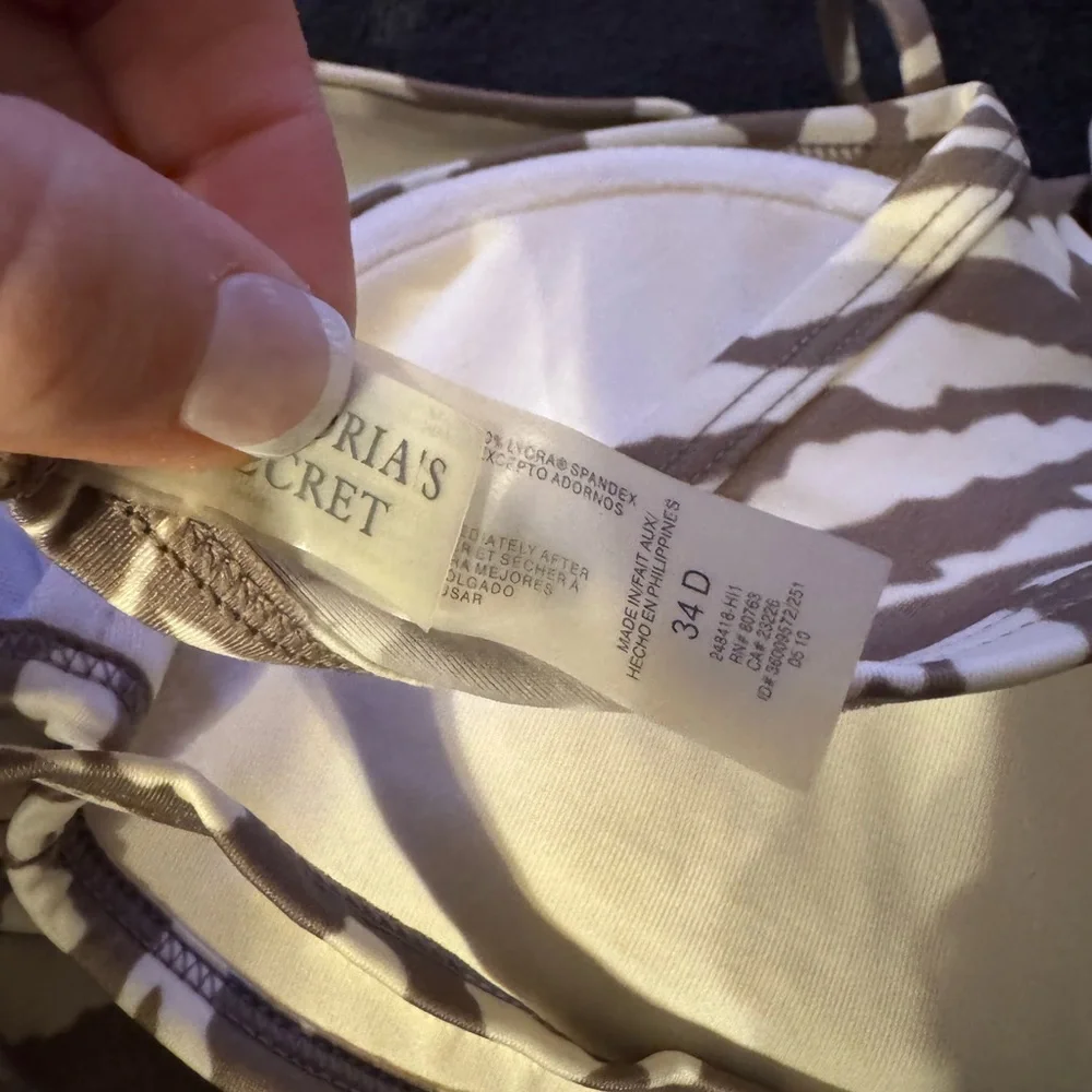 Victoria's Secret Cream Bikini Set - Picture 4 of 4